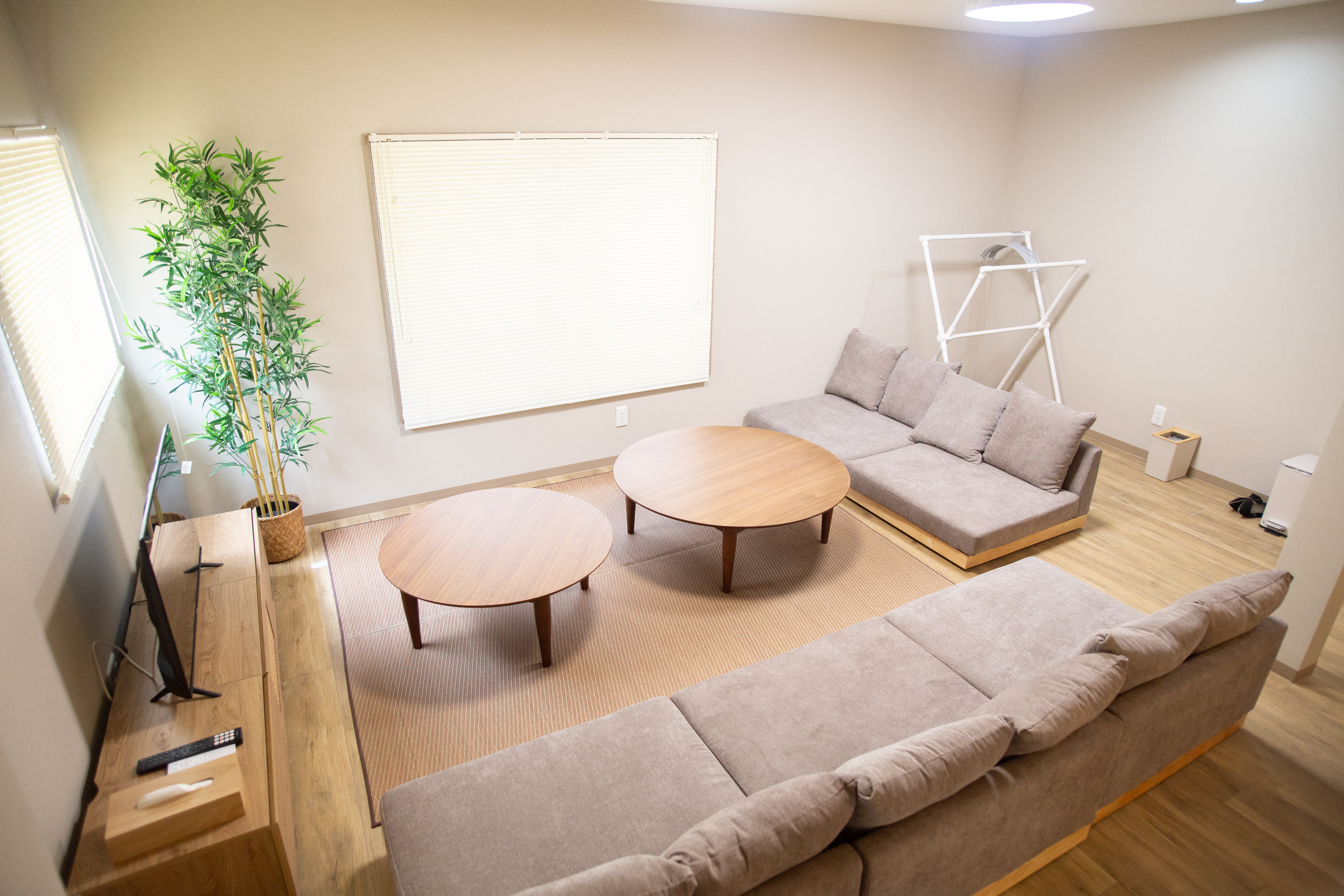 3F リビングスペースのソファー